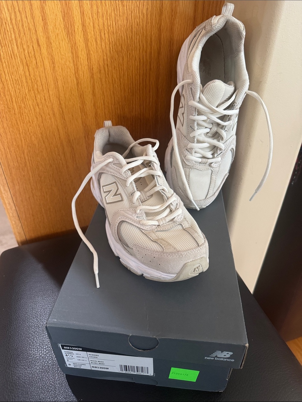 New Balance 530 Off-White/beige Retro Runner Sneakers